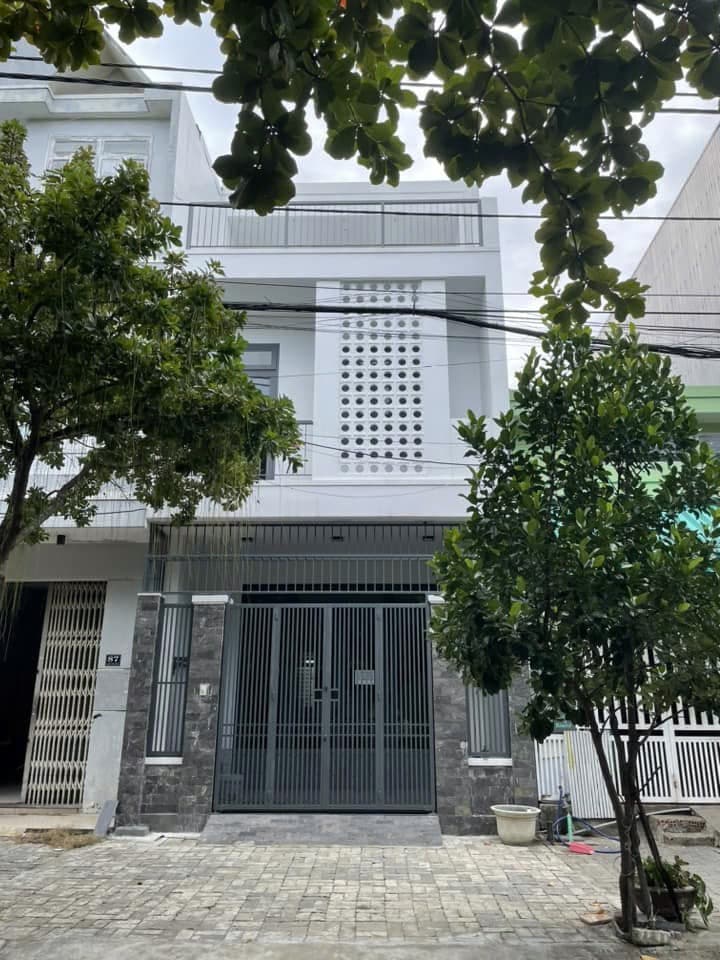 Nhà 2,5 tầng tại Lê Ngân, diện tích sử dụng 200m2, phù hợp làm văn phòng và ở - Ảnh 1