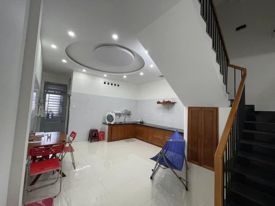 Nhà 2,5 tầng tại Lê Ngân, diện tích sử dụng 200m2, phù hợp làm văn phòng và ở - Ảnh 3