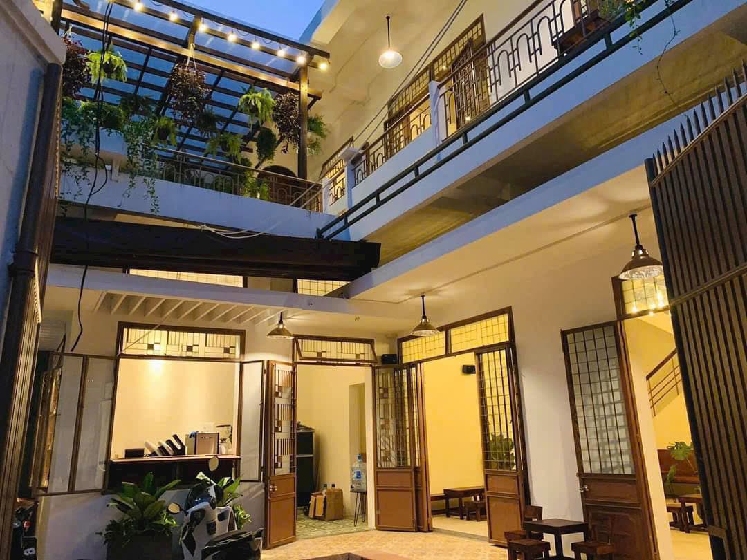 Nhà nguyên căn 2 tầng kiệt ô tô đường Hoàng Diệu - Ảnh 1