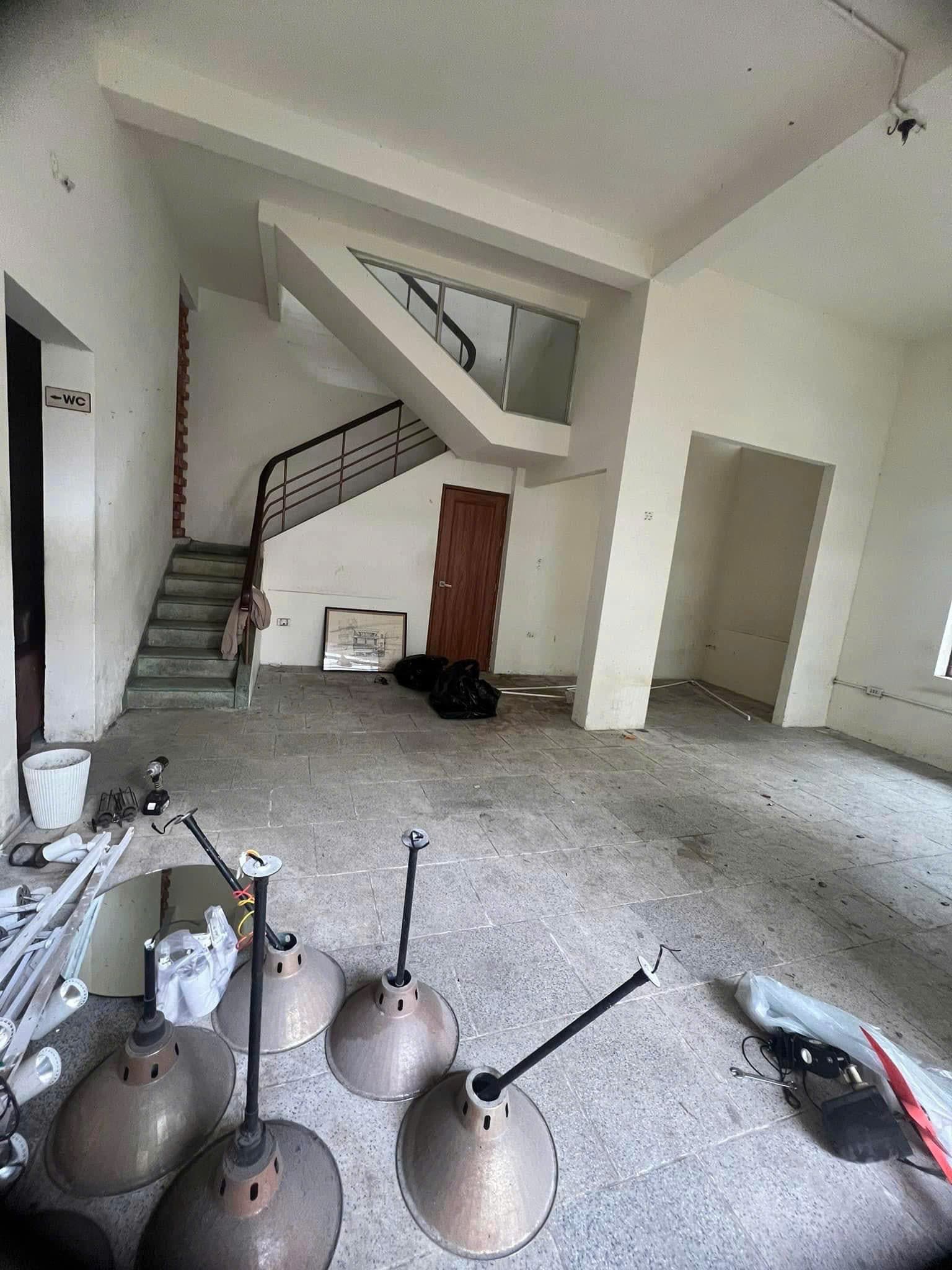 Nhà nguyên căn 2 tầng kiệt ô tô đường Hoàng Diệu - Ảnh 2