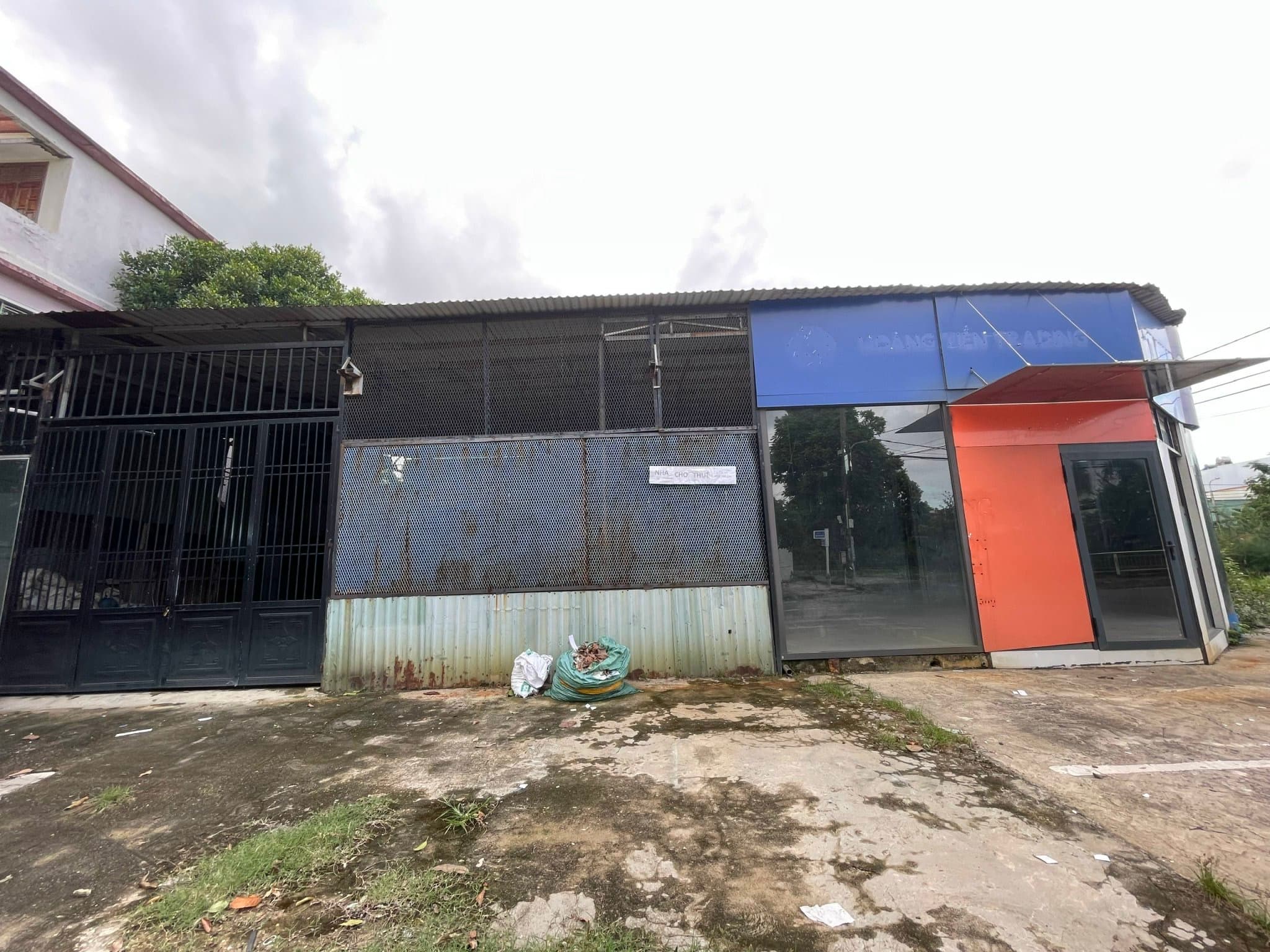 Mặt bằng trống suốt 300m2 tại Lương Trúc Đàm, phù hợp kinh doanh kho, gara xe - Ảnh 1