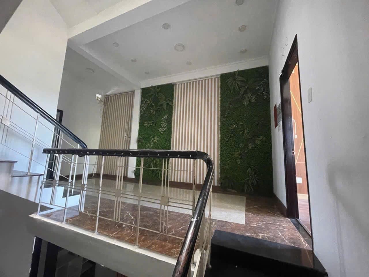 Nhà nguyên căn 5 tầng đường 2 tháng 9, phù hợp để ở hoặc kinh doanh gần cv Apec, Cầu Rồng - Ảnh 2