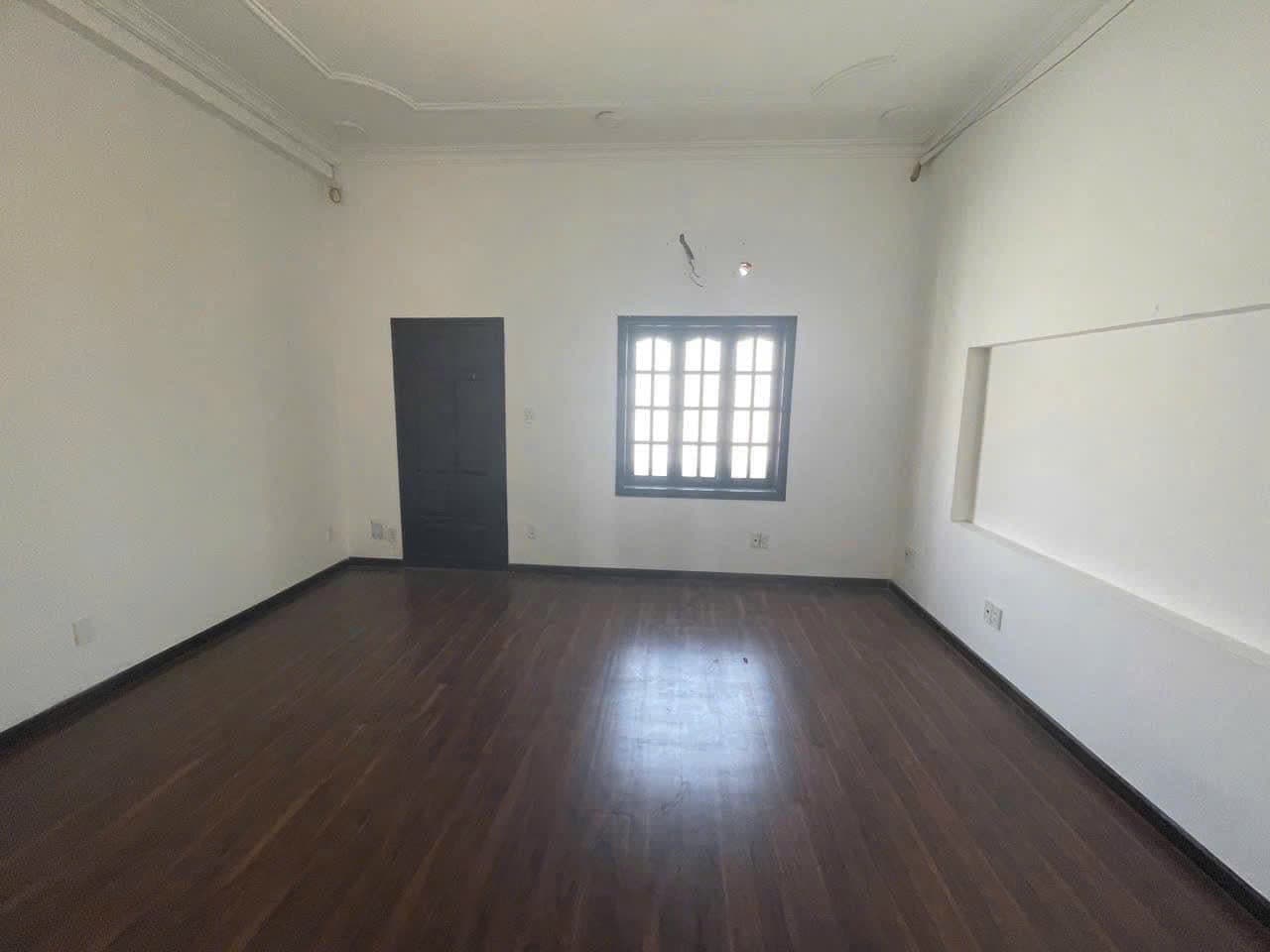 Nhà nguyên căn 5 tầng đường 2 tháng 9, phù hợp để ở hoặc kinh doanh gần cv Apec, Cầu Rồng - Ảnh 3