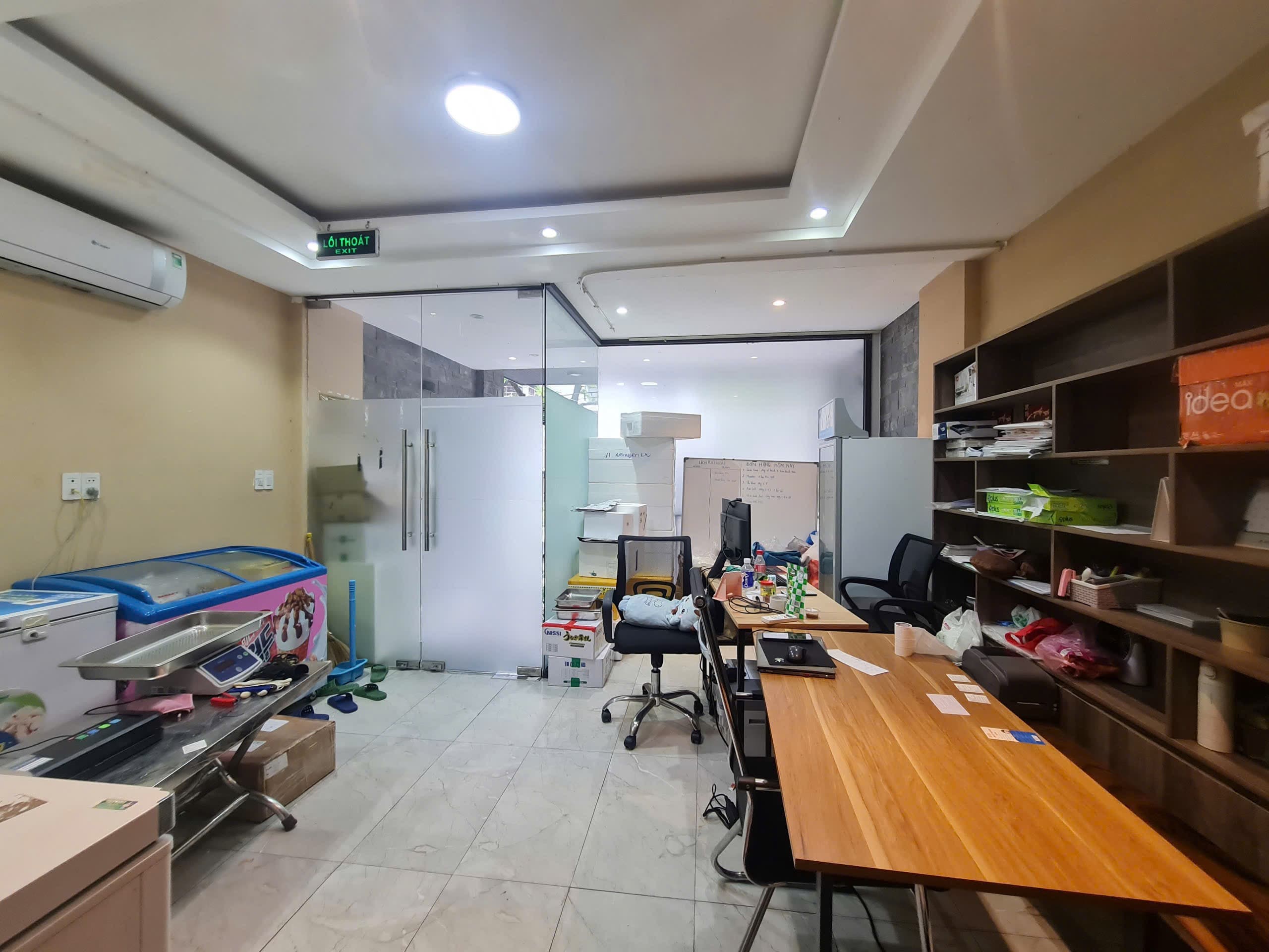 Mặt bằng kinh doanh 40m2 tại Cao Bá Quát, phù hợp làm văn phòng hoặc kinh doanh - Ảnh 1