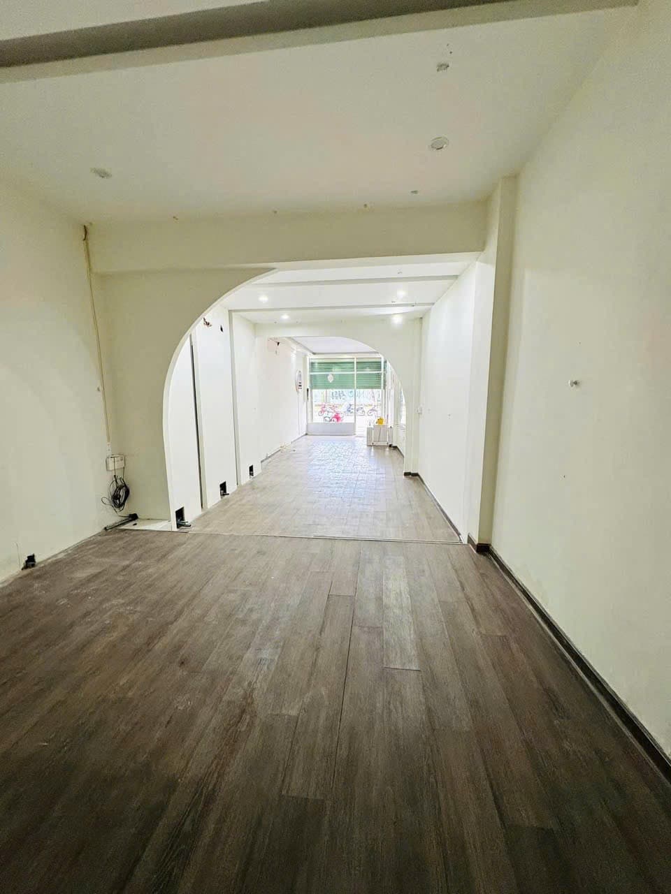 Nhà cấp 4 Hùng Vương mặt tiền rộng 3,8m nở hậu 4,5m dài 28m tại Hùng Vương, phù hợp kinh doanh - Ảnh 1