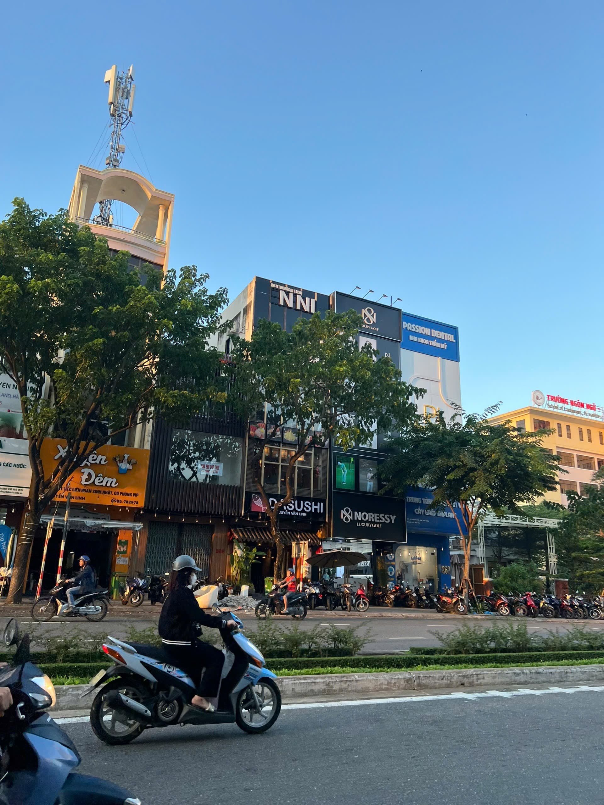 Nguyên căn Nguyễn Văn Linh 3 tầng mới toanh - Ảnh 1