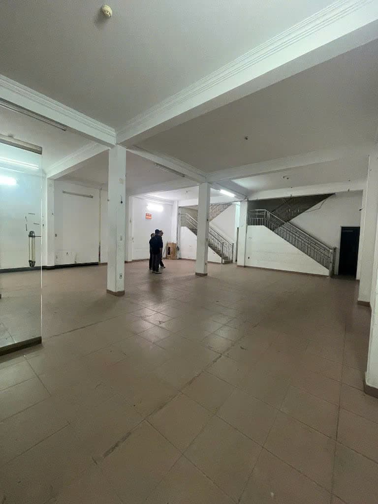 Nhà nguyên căn 3 tầng đường Nguyễn Sơn Trà - Ảnh 1