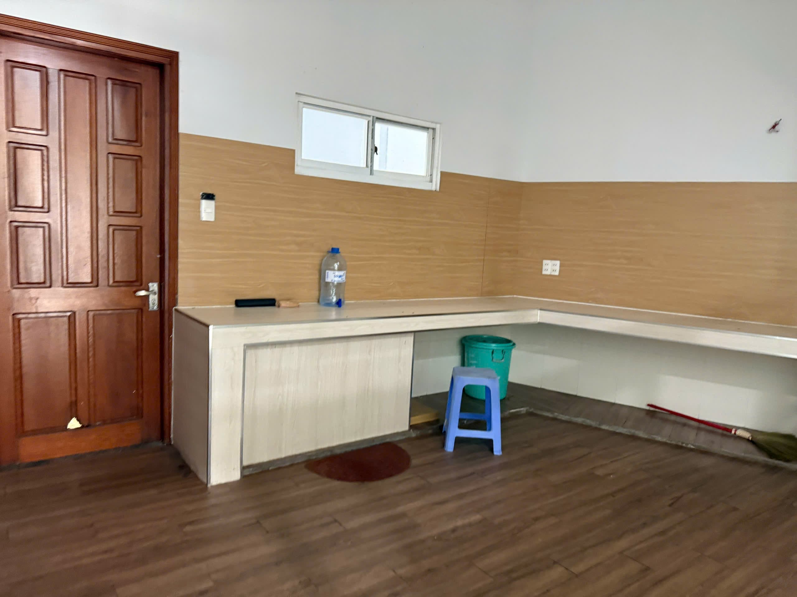 Nhà nguyên căn 3 tầng đường Nguyễn Tri Phương - Ảnh 2