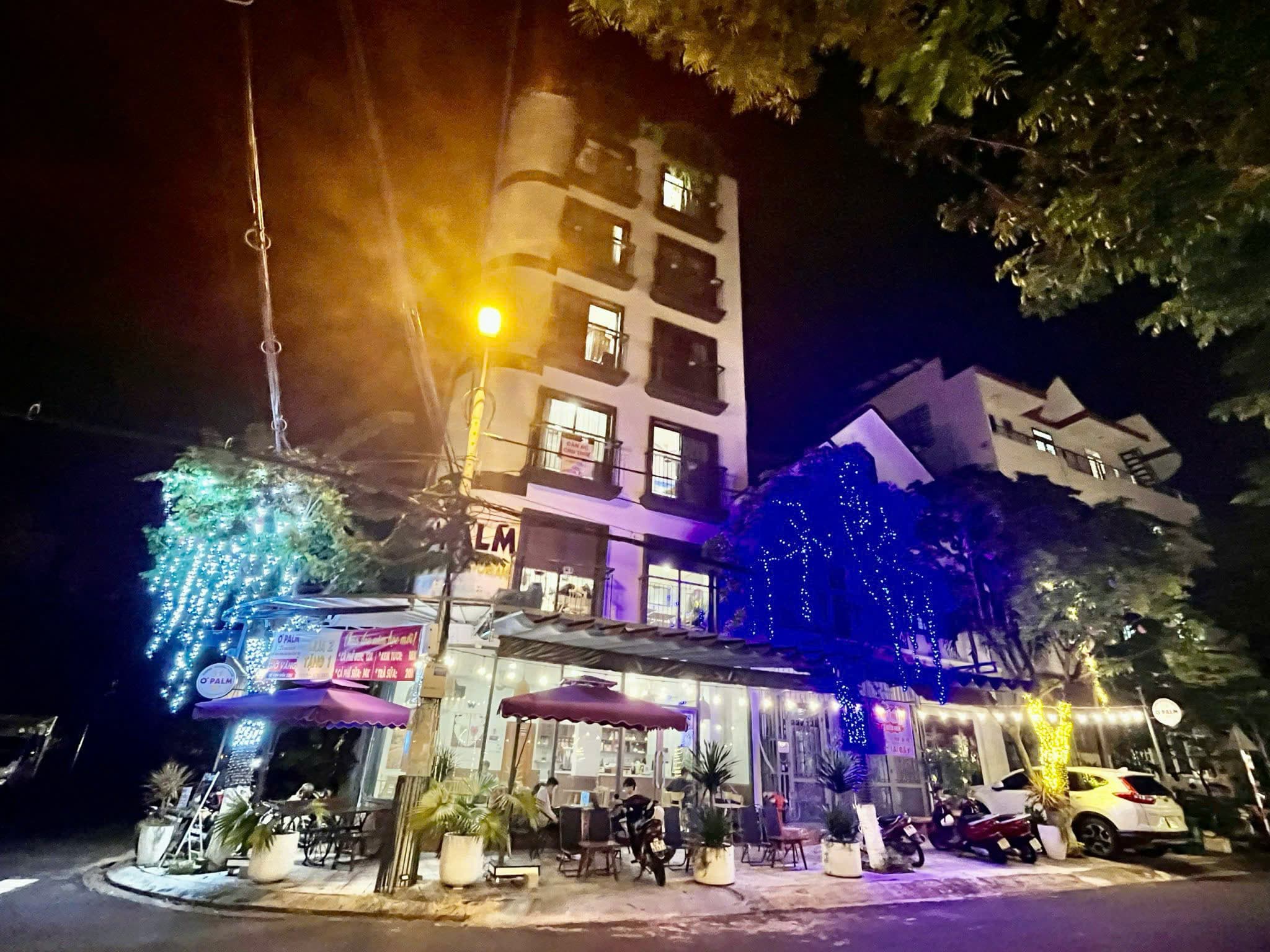 Mặt bằng kinh doanh tầng 1 lô góc tại Hoài Thanh - Ảnh 1