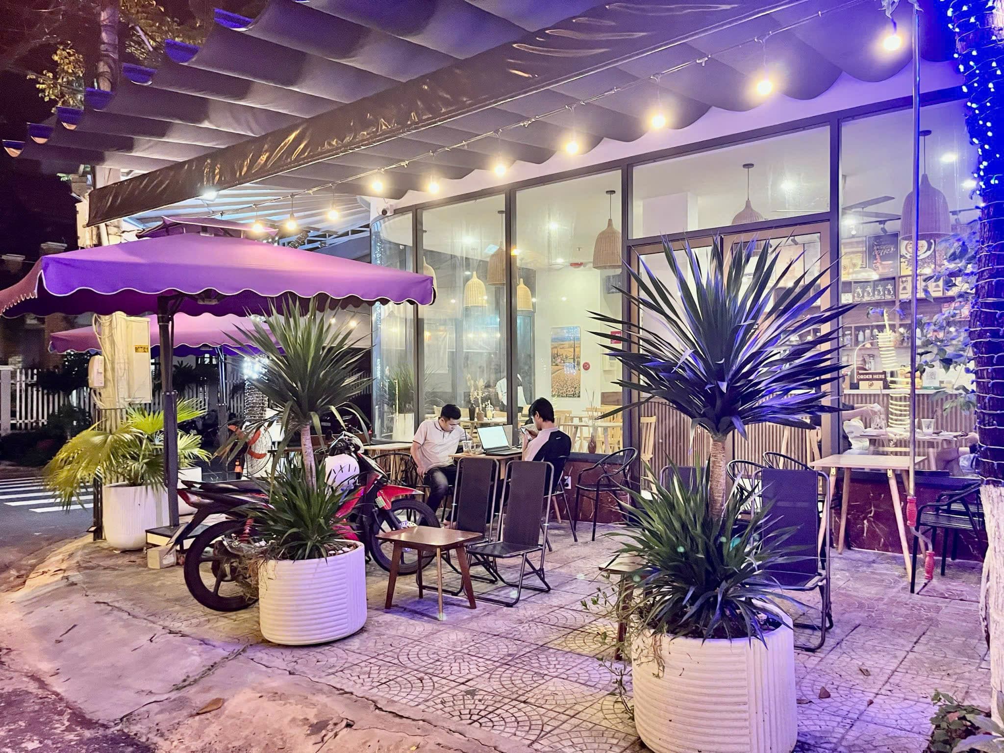 Mặt bằng kinh doanh tầng 1 lô góc tại Hoài Thanh - Ảnh 5