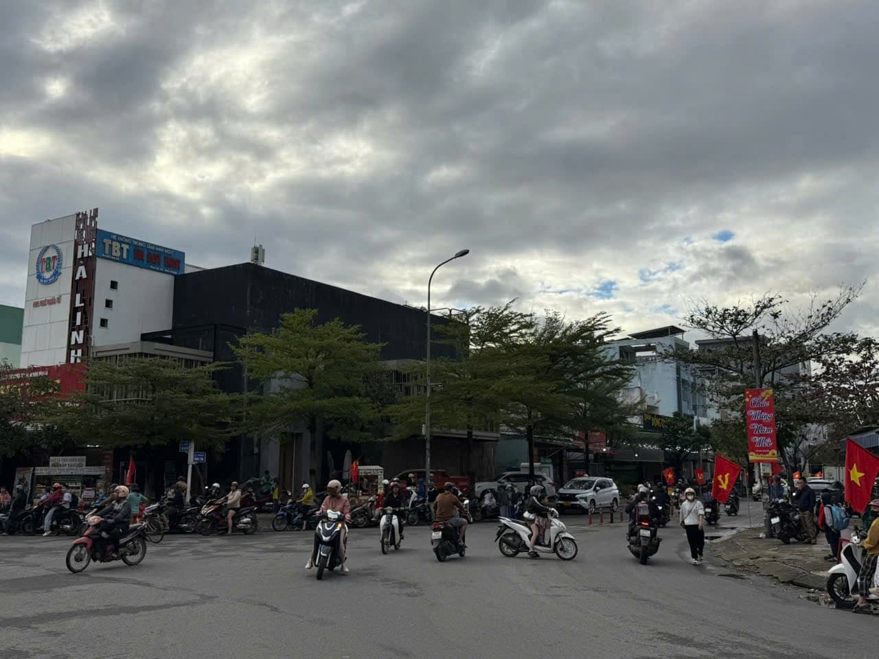 Mặt bằng kinh doanh 2 tầng tại Ngô Văn Sở, diện tích 200m2, phù hợp mở bar pub - Ảnh 7