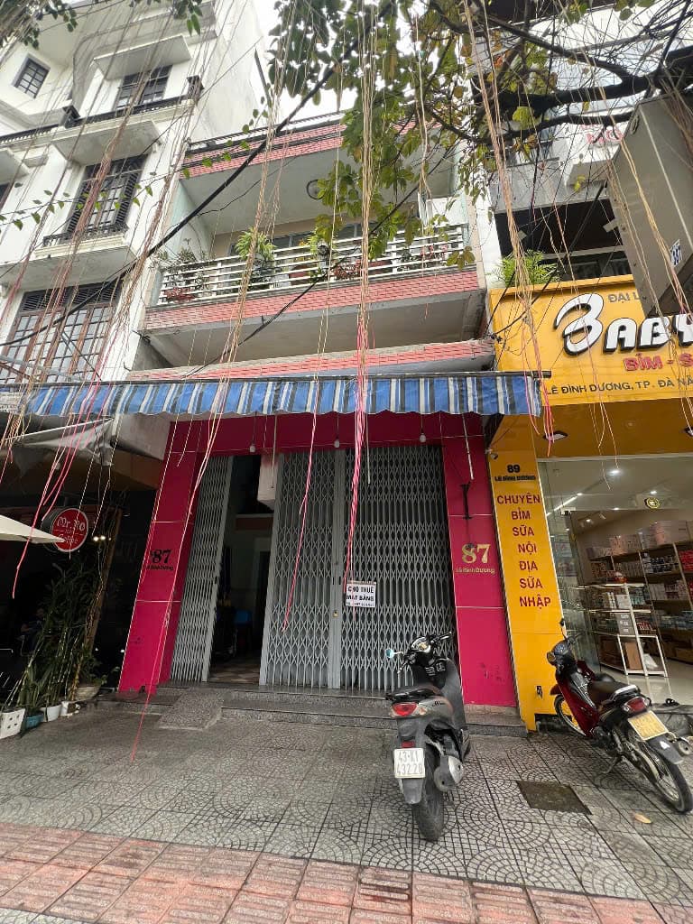 Mặt bằng kinh doanh riêng tại đường Lê Đình Dương nhỏ xinh phù hợp mở shop, Salon.. - Ảnh 1
