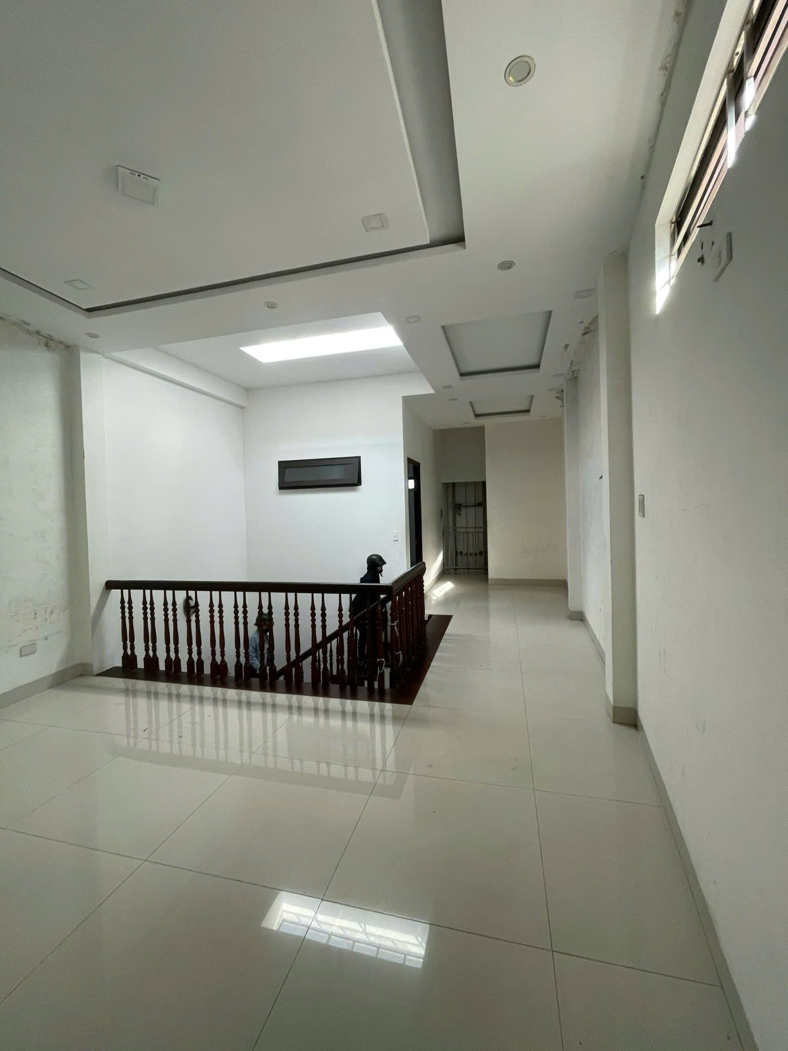 Nhà nguyên căn HOÀNG HOA THÁM 3 tầng, diện tích 72m2, phù hợp kinh doanh - Ảnh 6