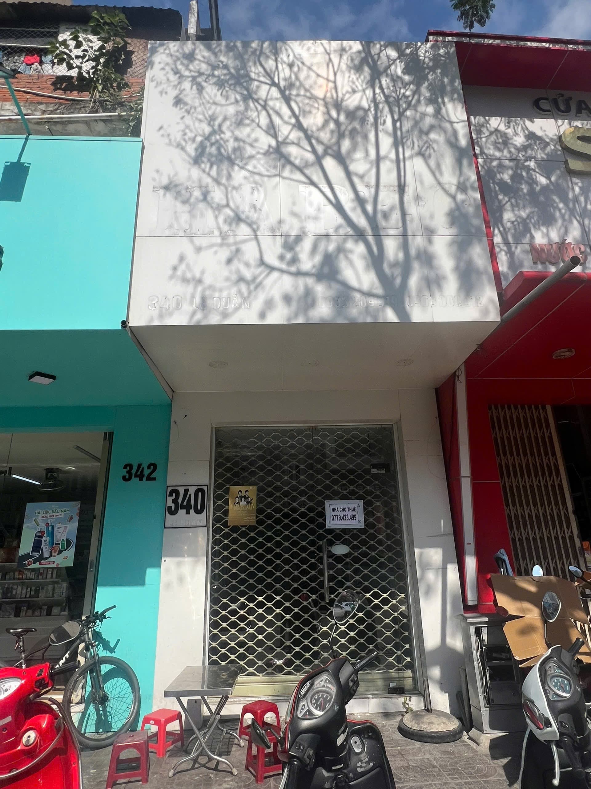 Nhà cấp 4 có gác lửng đường Lê Duẩn, diện tích 80m2, phù hợp để ở hoặc kinh doanh - Ảnh 1