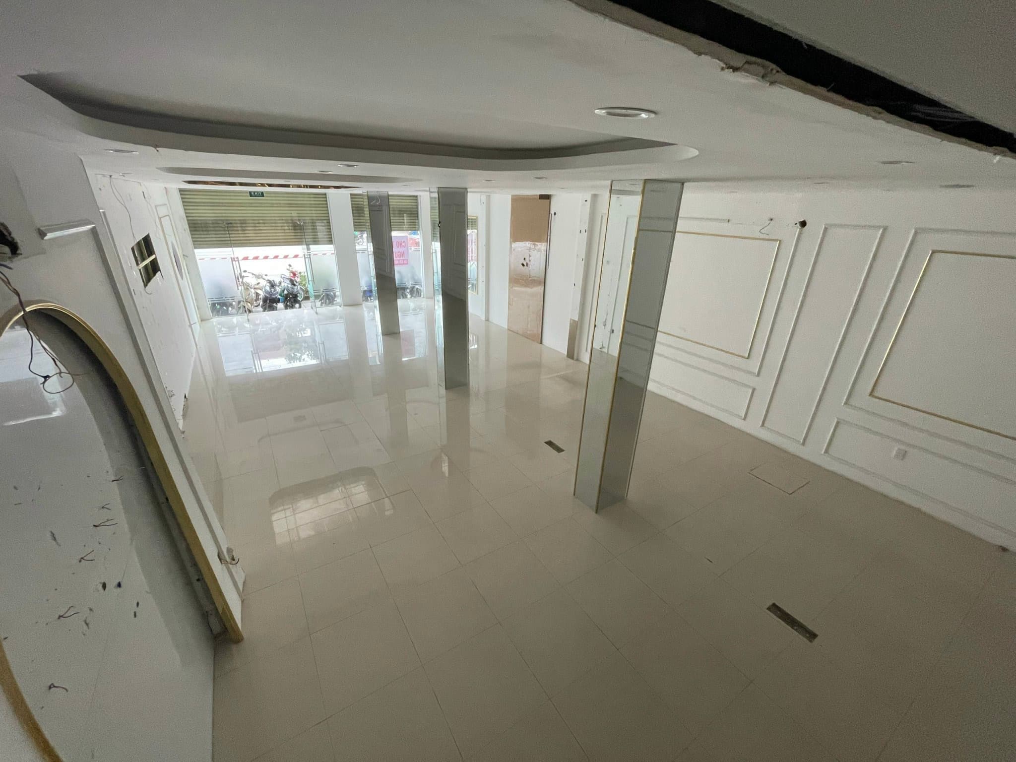 Nhà nguyên căn 3 tầng diện tích 130m2, phù hợp làm văn phòng hoặc kinh doanh Nguyễn Tri Phương ngay ngã 4 Nguyễn Văn Linh - Ảnh 4