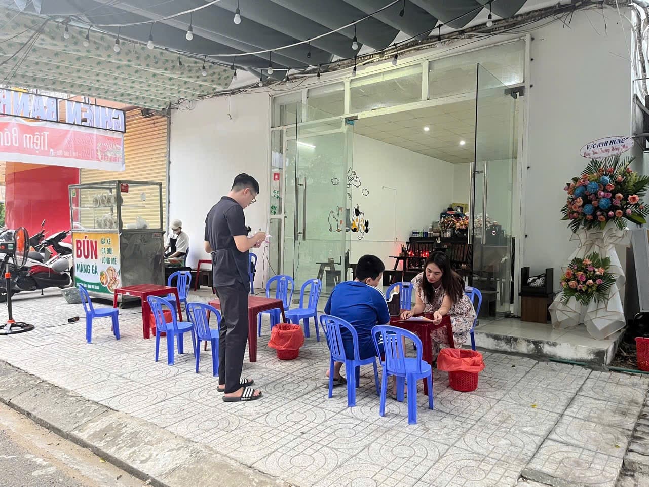 MẶT BẰNG KINH DOANH TẠI KÝ TÚC XÁ PHÍA ĐÔNG GIÁ RẺ - Ảnh 2