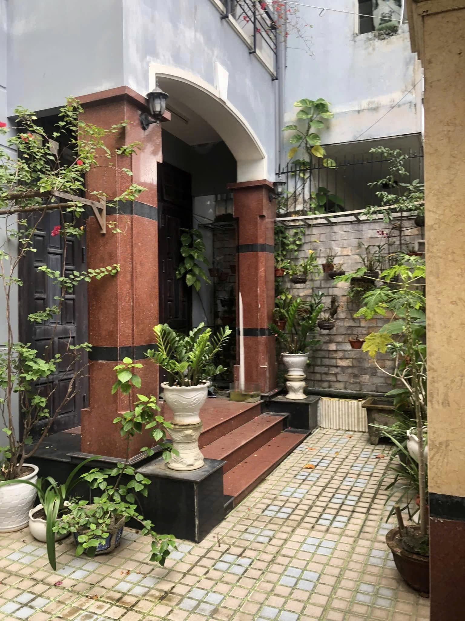 Nhà 3 tầng diện tích 120m2 tại Thi Sách, phù hợp kinh doanh và văn phòng - Ảnh 2