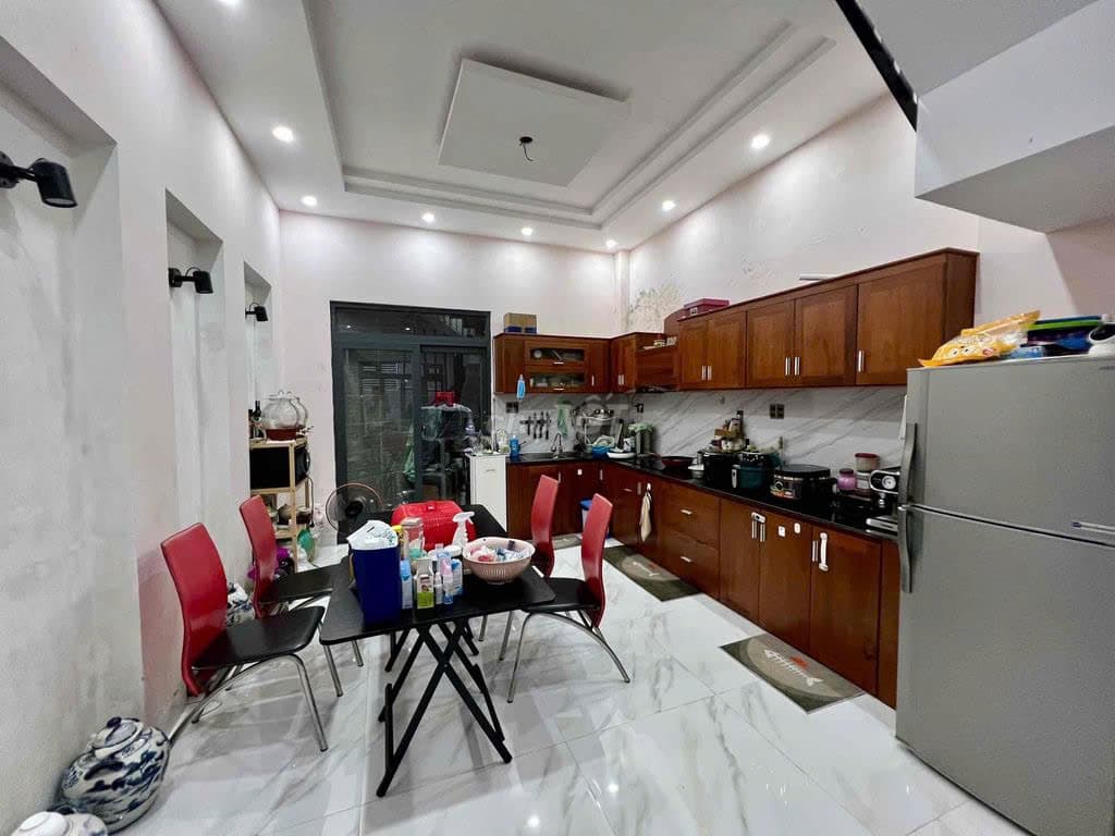 Nhà nguyên căn 60m2 tại Quang Trung, đầy đủ nội thất, 3 phòng ngủ - Ảnh 2