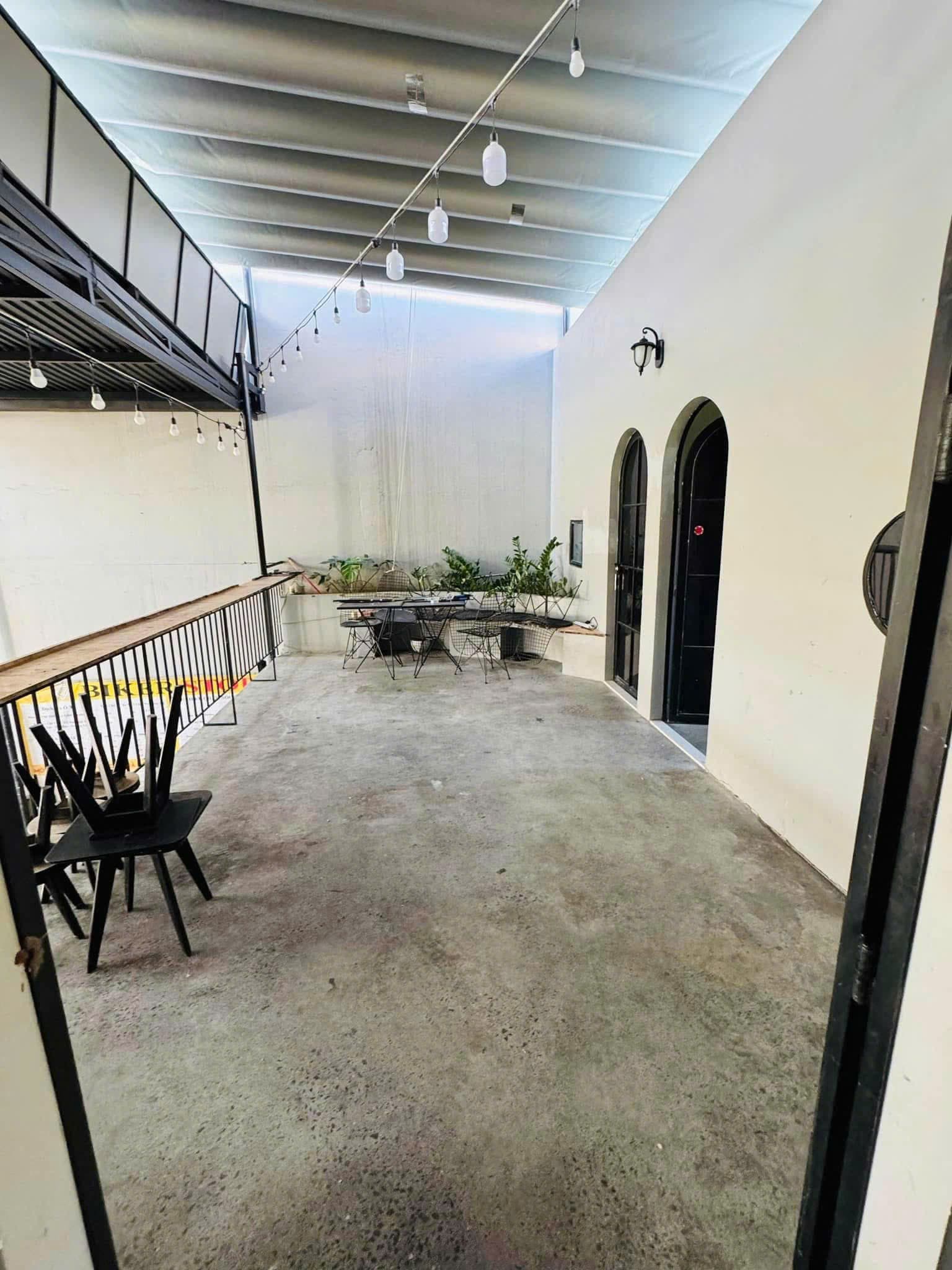 Nhà nguyên căn có gác lửng diện tích 150m², phù hợp mọi mô hình kinh doanh - Ảnh 4