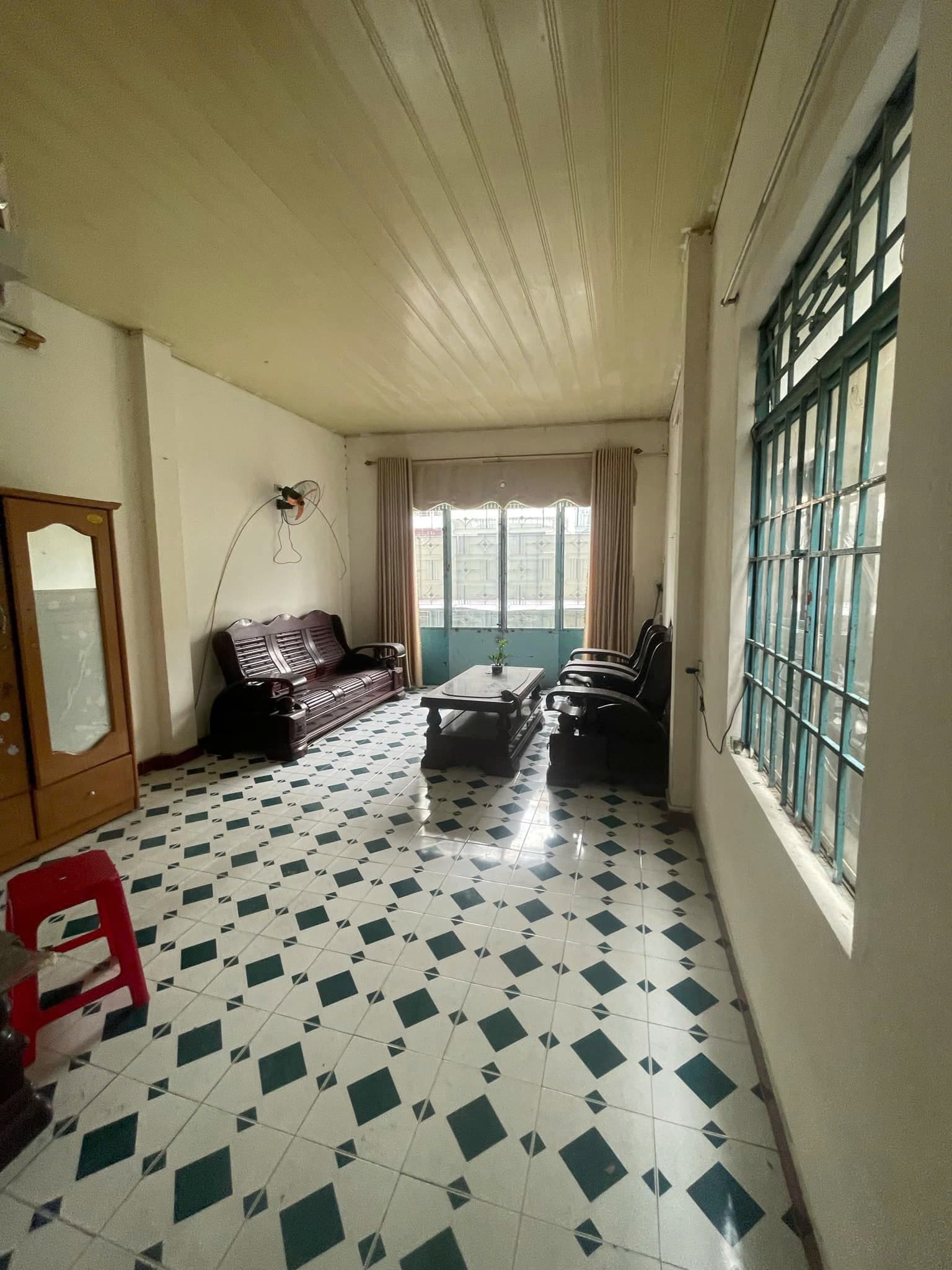 Nhà nguyên căn 2 tầng đường Phan Thanh - Ảnh 4