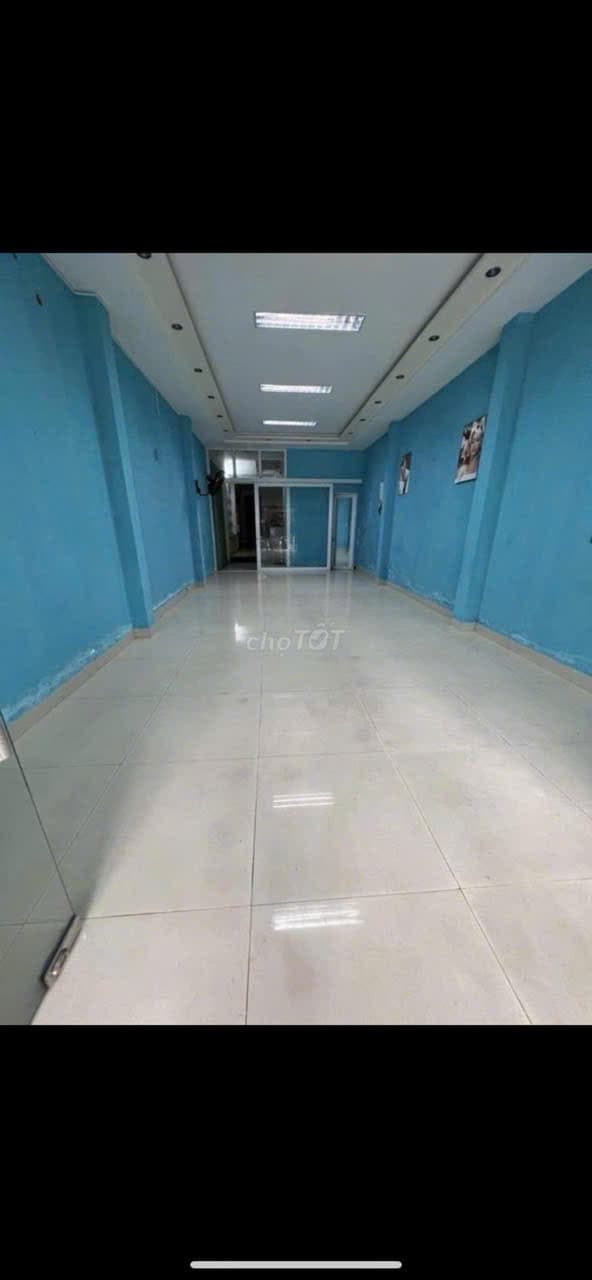 Nhà nguyên căn 2 tầng tại Núi Thành - Ảnh 2