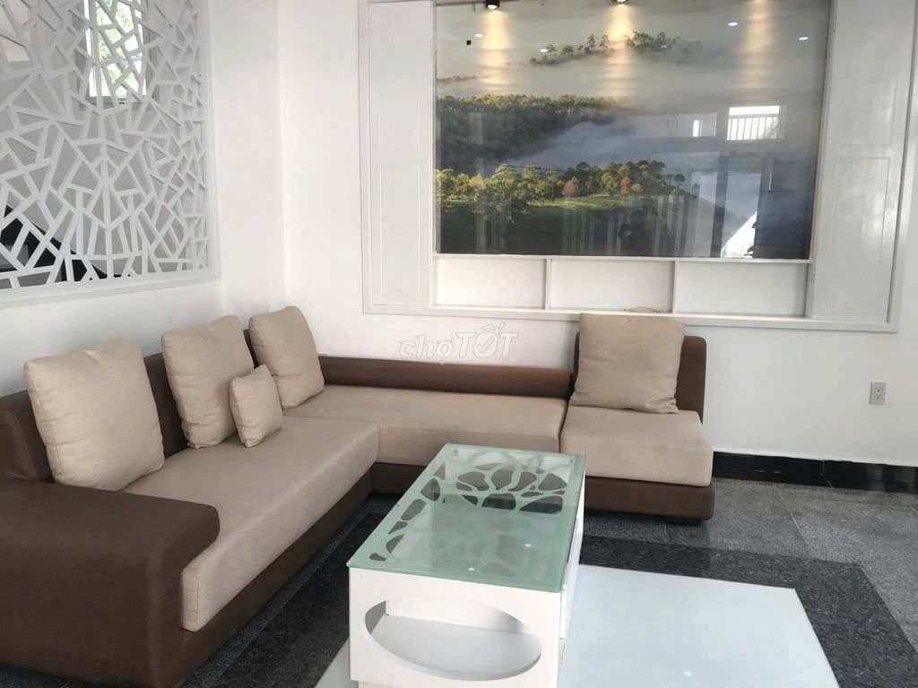 BIỆT THỰ NGUYỄN CAO LUYỆN - SÂN VƯỜN 3 TẦNG - Ảnh 5