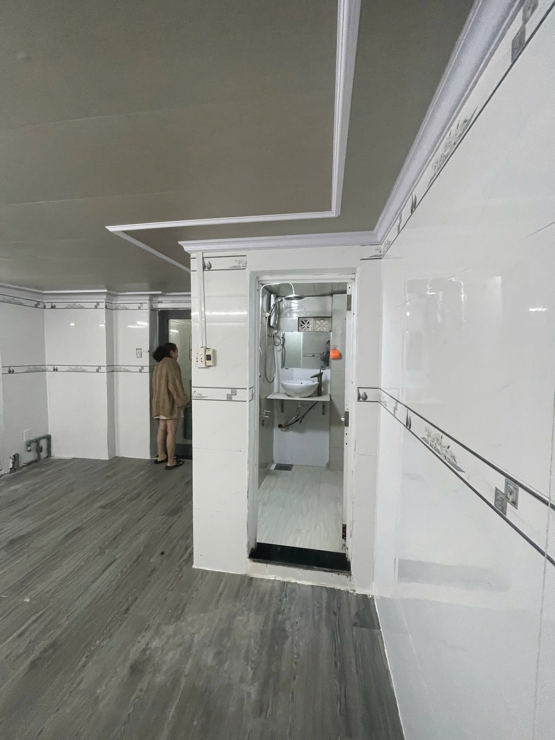 NGUYÊN CĂN 3 TẦNG ĐƯỜNG ÔNG ÍCH KHIÊM, 40M2 X 3.5 TẦNG - Ảnh 4