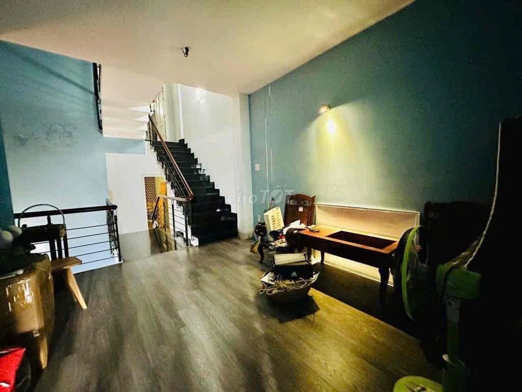 Nhà nguyên căn 4 tầng đường Dương Đình Nghệ - Ảnh 2