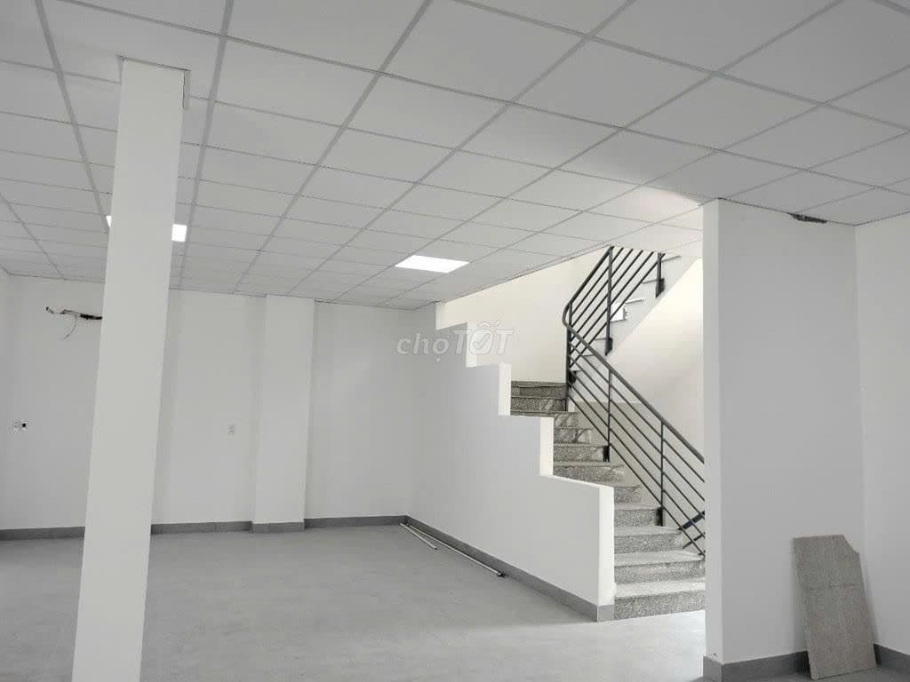 Văn phòng 180m² tại trung tâm quận Hải Châu, phù hợp làm văn phòng hoặc phòng tập - Ảnh 5