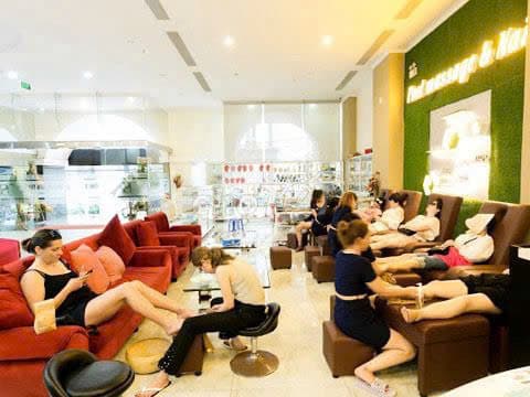 Mặt bằng kinh doanh spa 3 tầng trong Khách Sạn sát biển có thang máy, diện tích 400m2, mặt tiền Hà Bổng - Ảnh 1