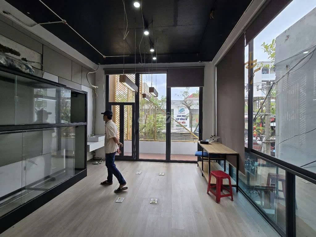 Nhà nguyên căn Lý Thường Kiệt 4 tầng, diện tích 130m2, phù hợp kinh doanh văn phòng và dịch vụ - Ảnh 2