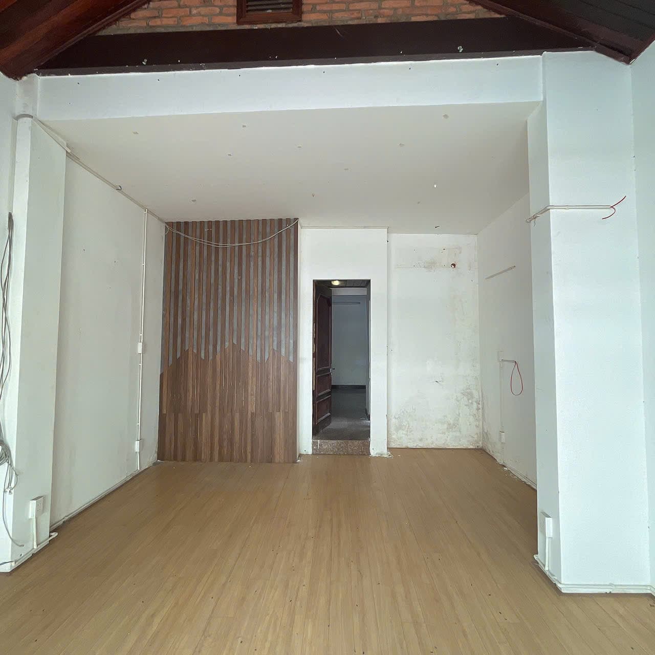 Mặt bằng kinh doanh Hải Phòng đối diện bệnh viện, diện tích 70m², phù hợp mở công ty - Ảnh 3