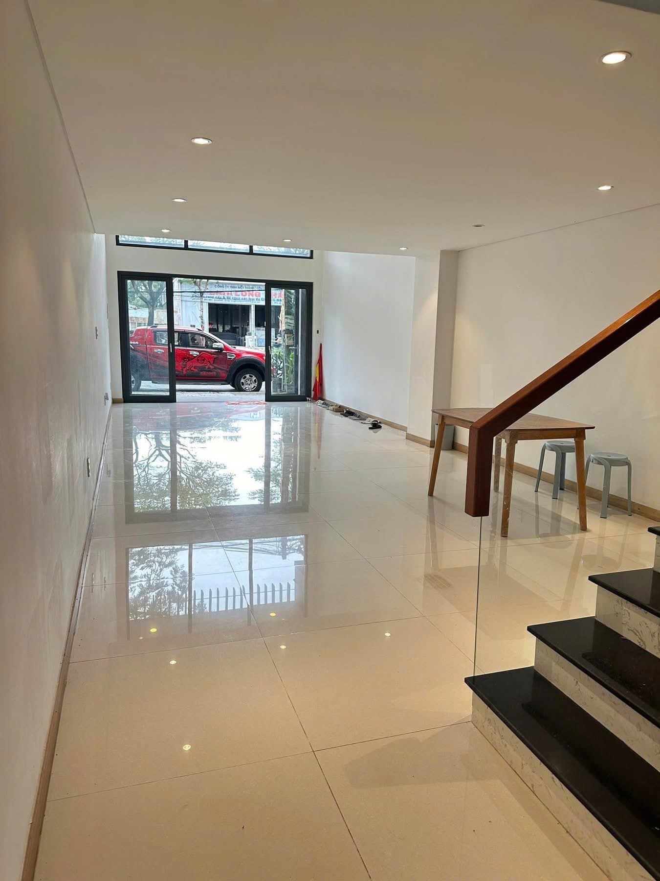 Nhà nguyên căn Lê Văn Hiến 3 tầng, mặt bằng trống suốt phù hợp kinh doanh và văn phòng - Ảnh 10