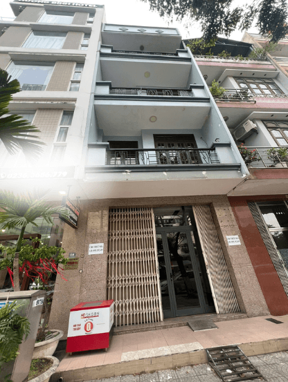 Nhà nguyên căn 4 tầng diện tích 95m², có 8 phòng, phù hợp để ở hoặc làm văn phòng - Ảnh 2