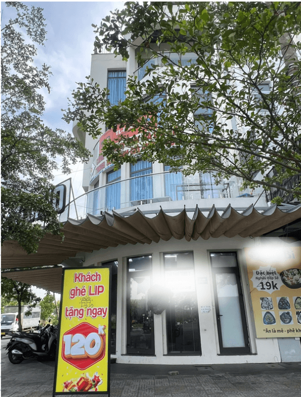 Nhà nguyên căn 4 tầng diện tích 140m2, sử dụng 480m2, phù hợp ở và kinh doanh - Ảnh 1