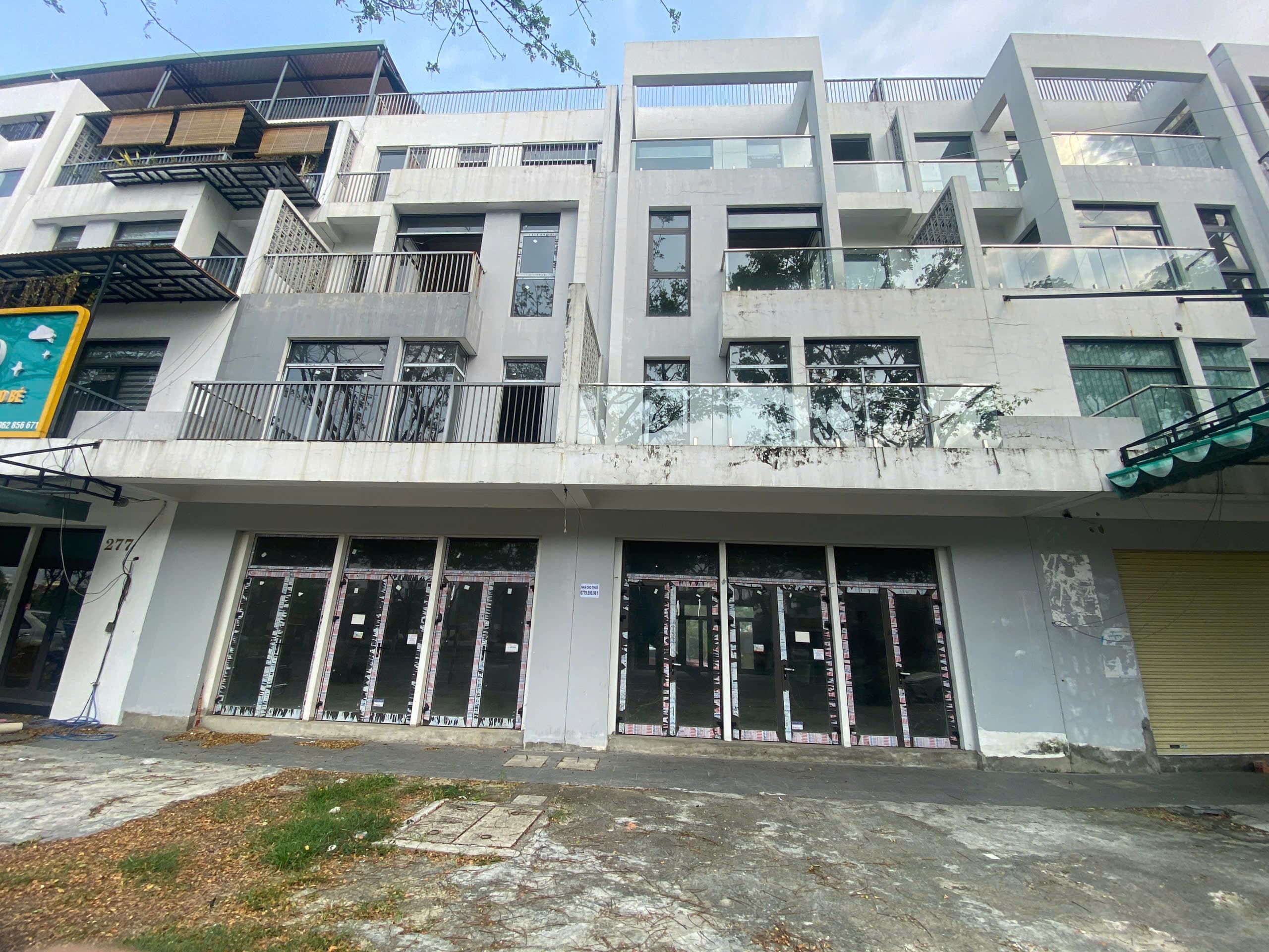 Nguyên căn 4 tầng hoàng thị loan 140m², có điện nước, phù hợp kinh doanh đa ngành - Ảnh 1