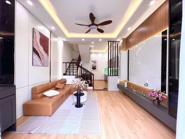 Nhà nguyên căn Bình an- 3 tầng diện tích 120m2, ngang 4m, có nội thất sẵn - Ảnh 2