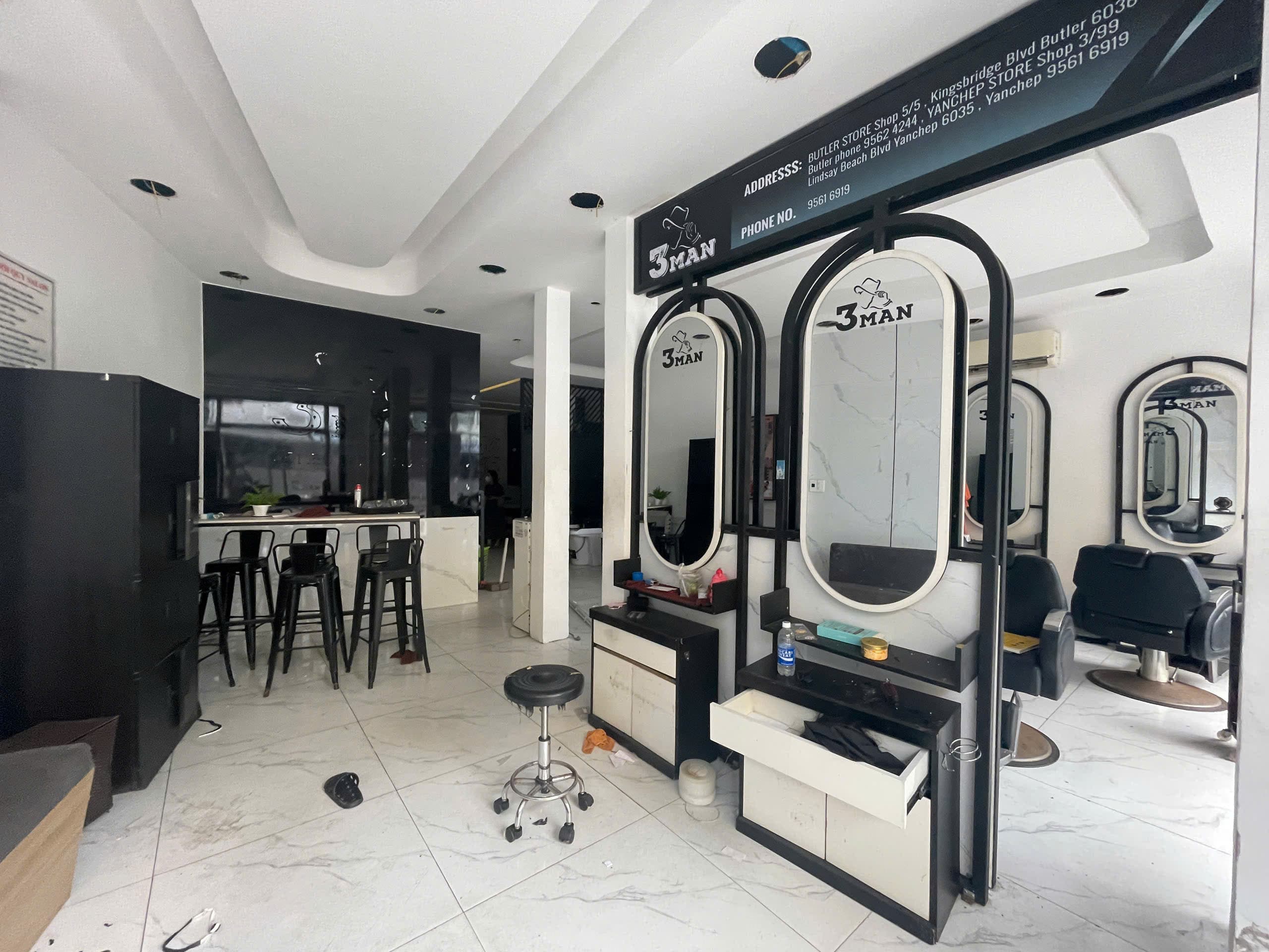 Nhà nguyên căn 3 tầng ngang 8m sâu 12m, nhà trống, phù hợp kinh doanh - Ảnh 2