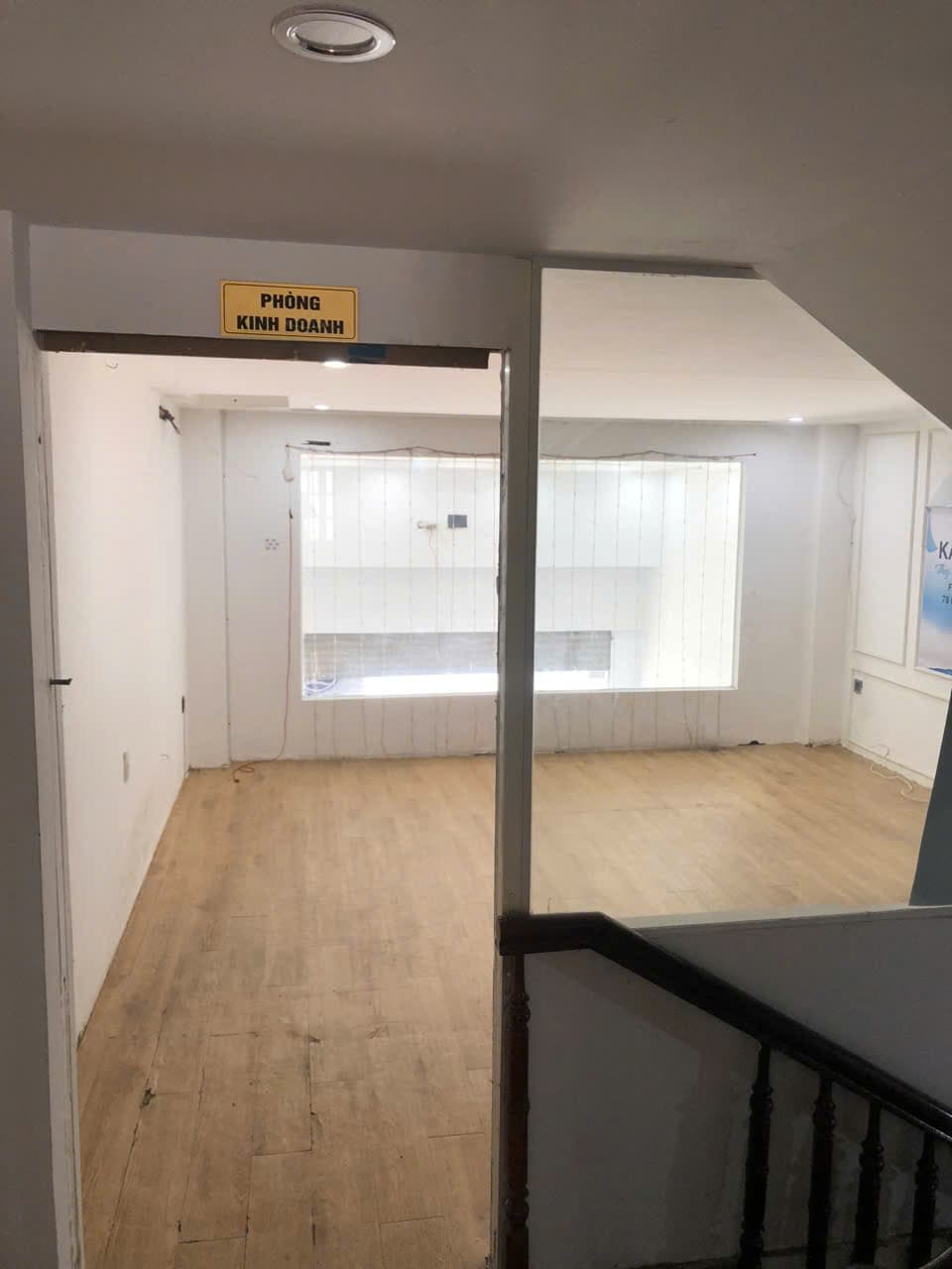 Nhà nguyên căn 3 tầng 1 lửng đường 2/9 diện tích 76,5m² phù hợp ở và kinh doanh - Ảnh 4