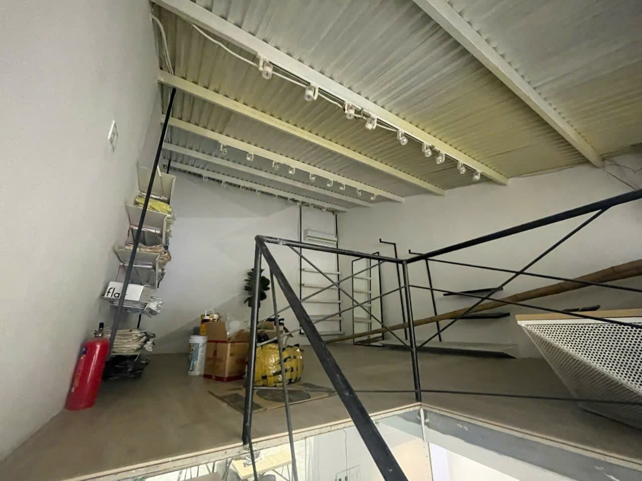 Nhà nguyên căn cấp 4 đường Lê Đình Dương - Ảnh 1