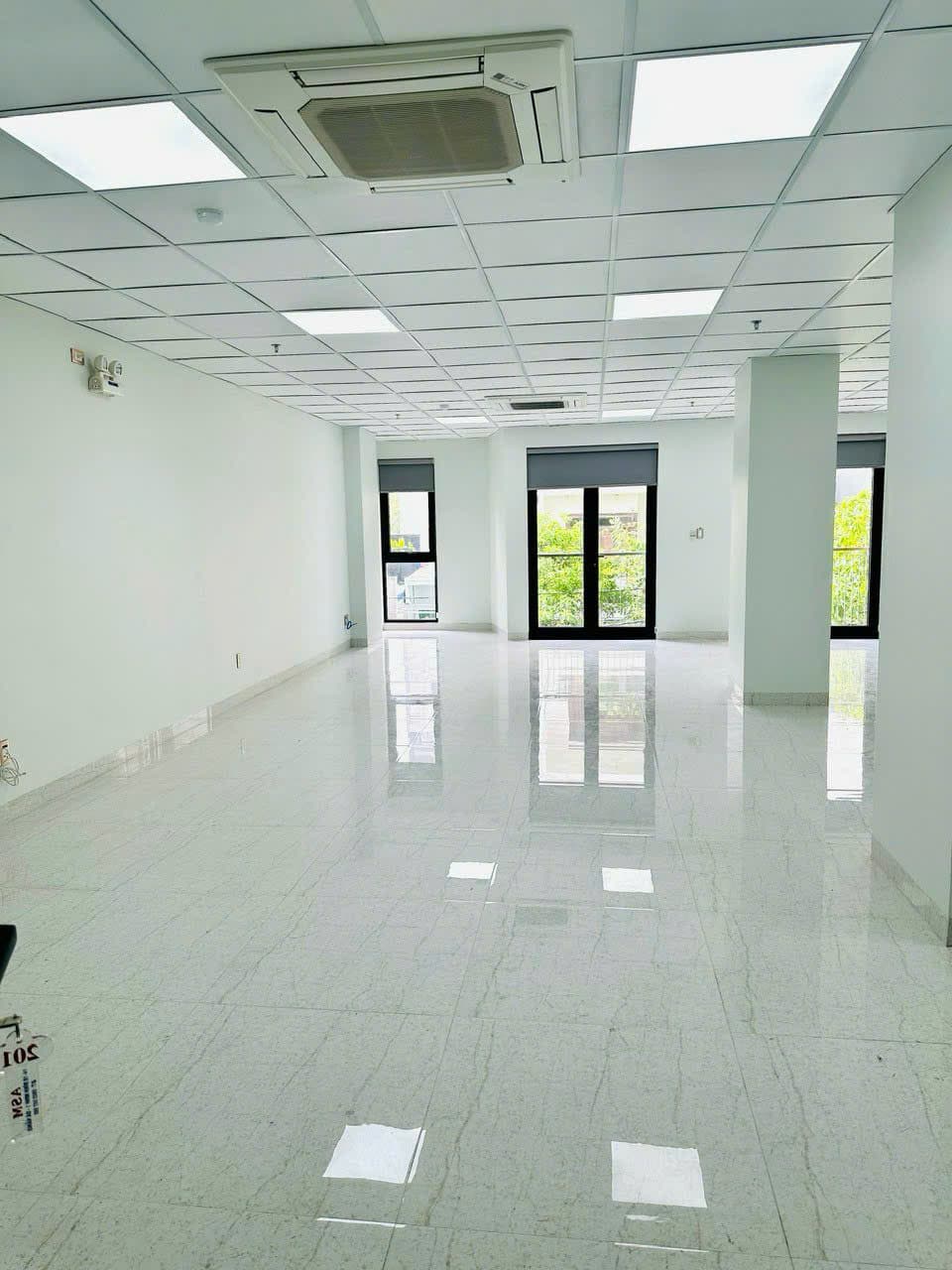 Văn phòng 100m2 tại Bình Minh 1, quận Hải Châu, có vệ sinh riêng - Ảnh 2
