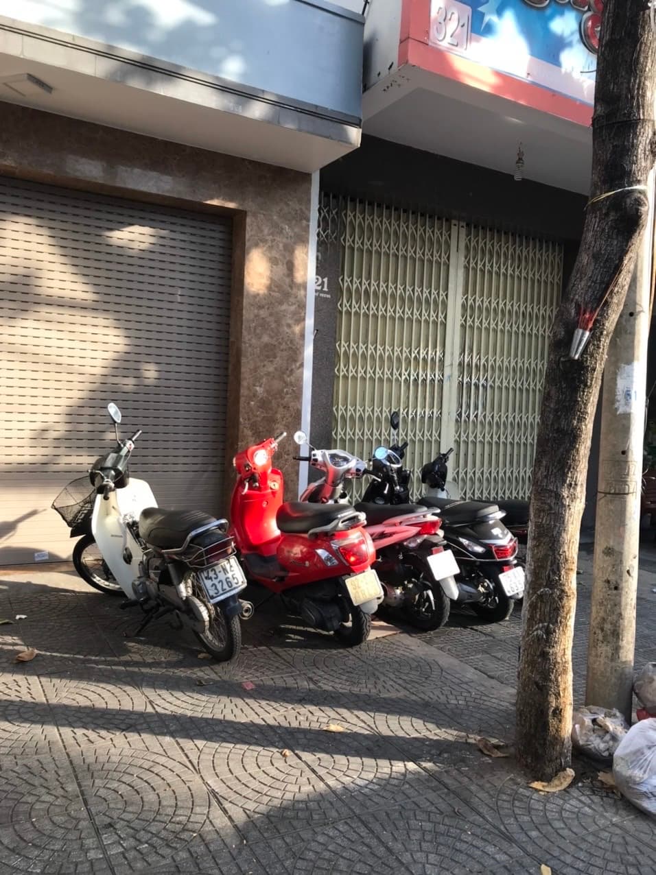 Nhà nguyên căn 2 tầng đường Trưng Nữ Vương, diện tích 60m², nhà trống tiện ngăn phòng - Ảnh 1