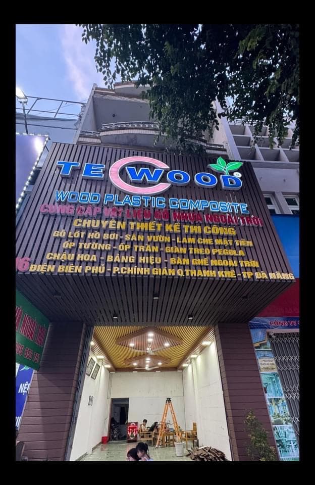 Nhà nguyên căn 3 tầng diện tích 80m2 mỗi sàn, tầng 1 trống suốt, phù hợp kinh doanh - Ảnh 1