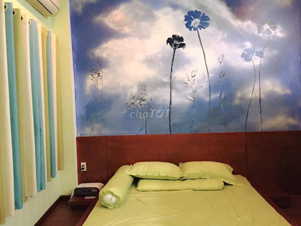 Nhà mặt tiền 2 tầng tại trung tâm thành phố, diện tích 105m2, phù hợp kinh doanh và ở - Ảnh 3