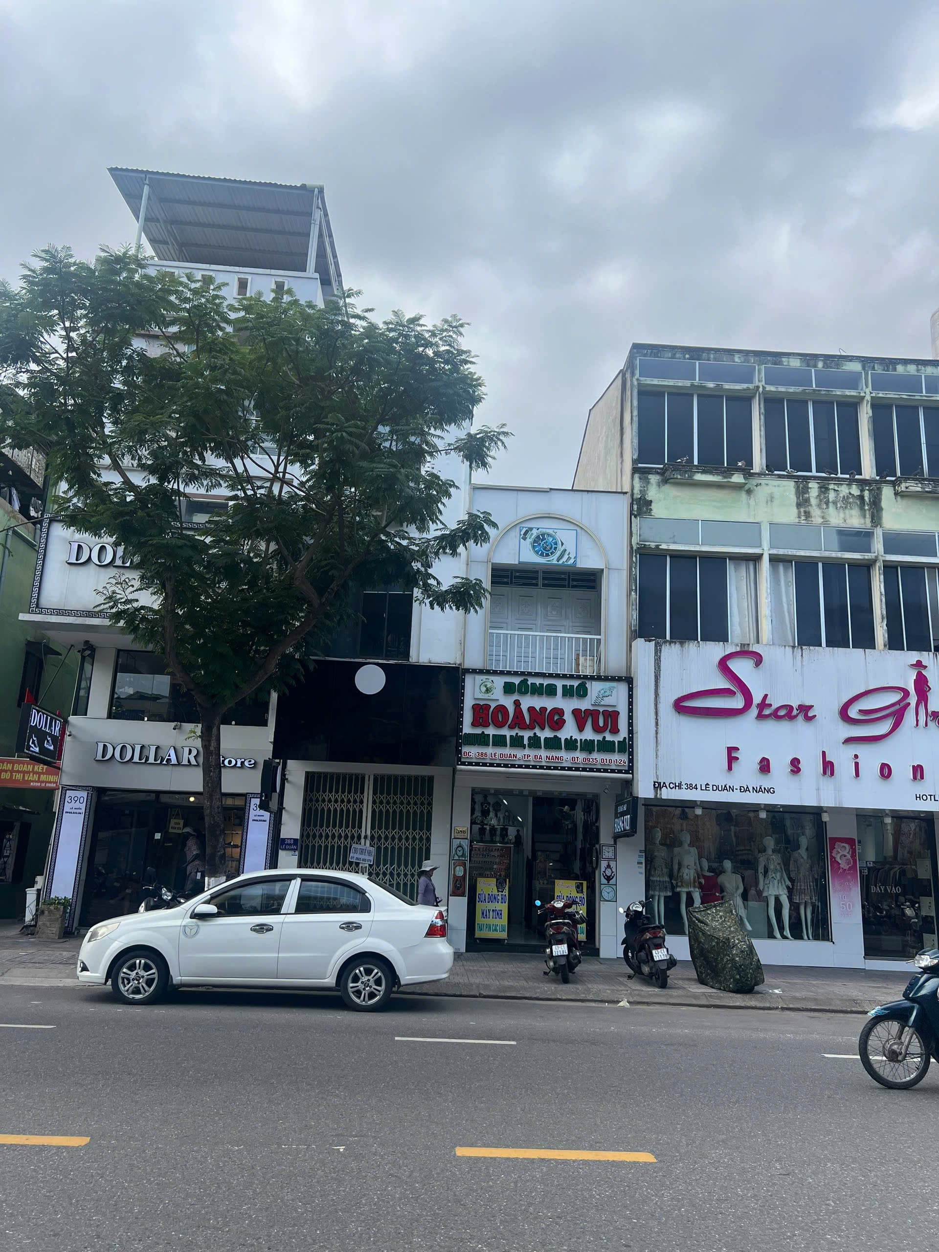 Nhà nguyên căn 3 tầng tại Lê Duẩn - Ảnh 1