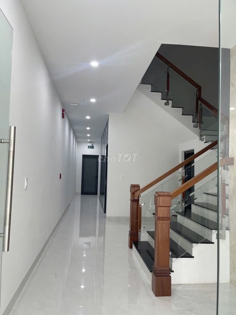 CHO THUÊ NHÀ NGUYÊN CĂN 5TẦNG CÓ THANG MÁY ĐƯỜNG 30/4 - Ảnh 4