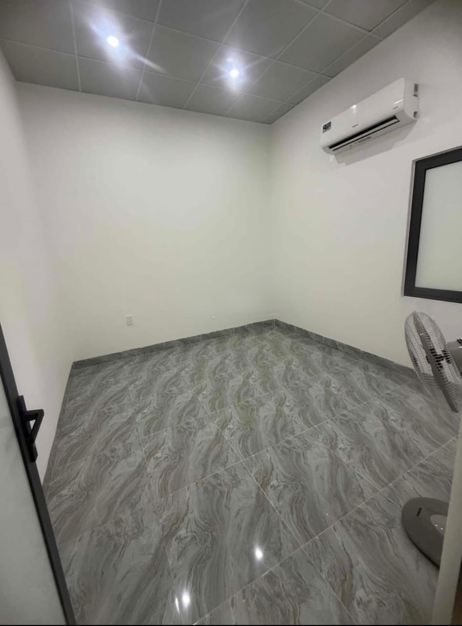 CHO THUÊ NHÀ CẤP 4 THÁI VĂN LUNG, NHÀ KIÊN CỐ - Ảnh 2