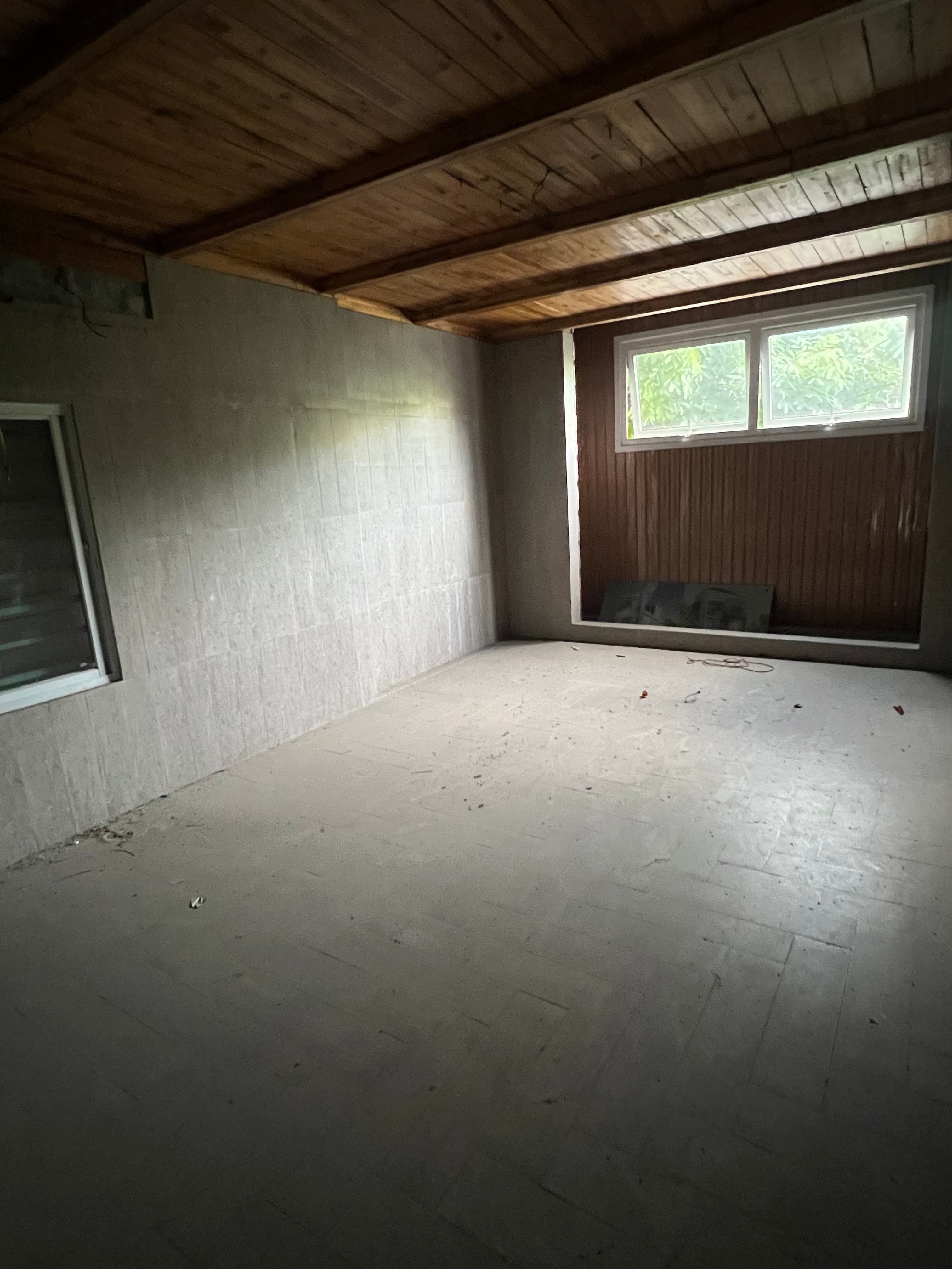 Nhà 2 tầng Nguyễn tri phương sân vườn gần dân bay - Ảnh 1