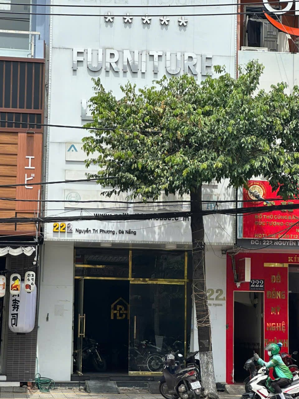 Nhà nguyên căn 3 tầng gần sân bay, chợ, bệnh viện, diện tích 80m² mỗi tầng - Ảnh 2