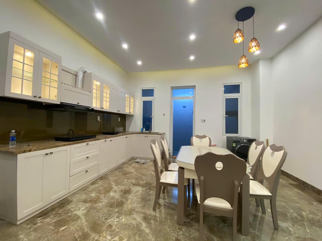 Biệt thự khu Phú Gia mát mẻ diện đầy đủ nội thất xịn - Ảnh 3